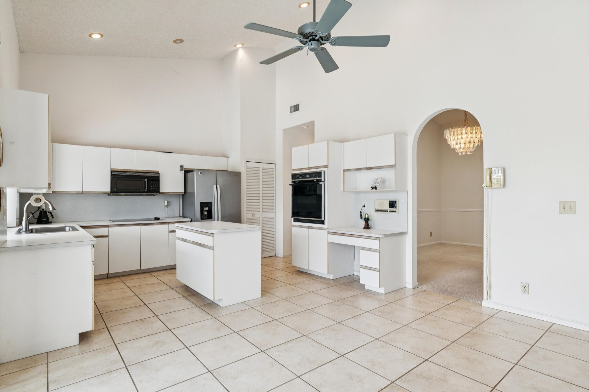 1240 NW 100th Way Nw, Plantation, FL 33322 Photo