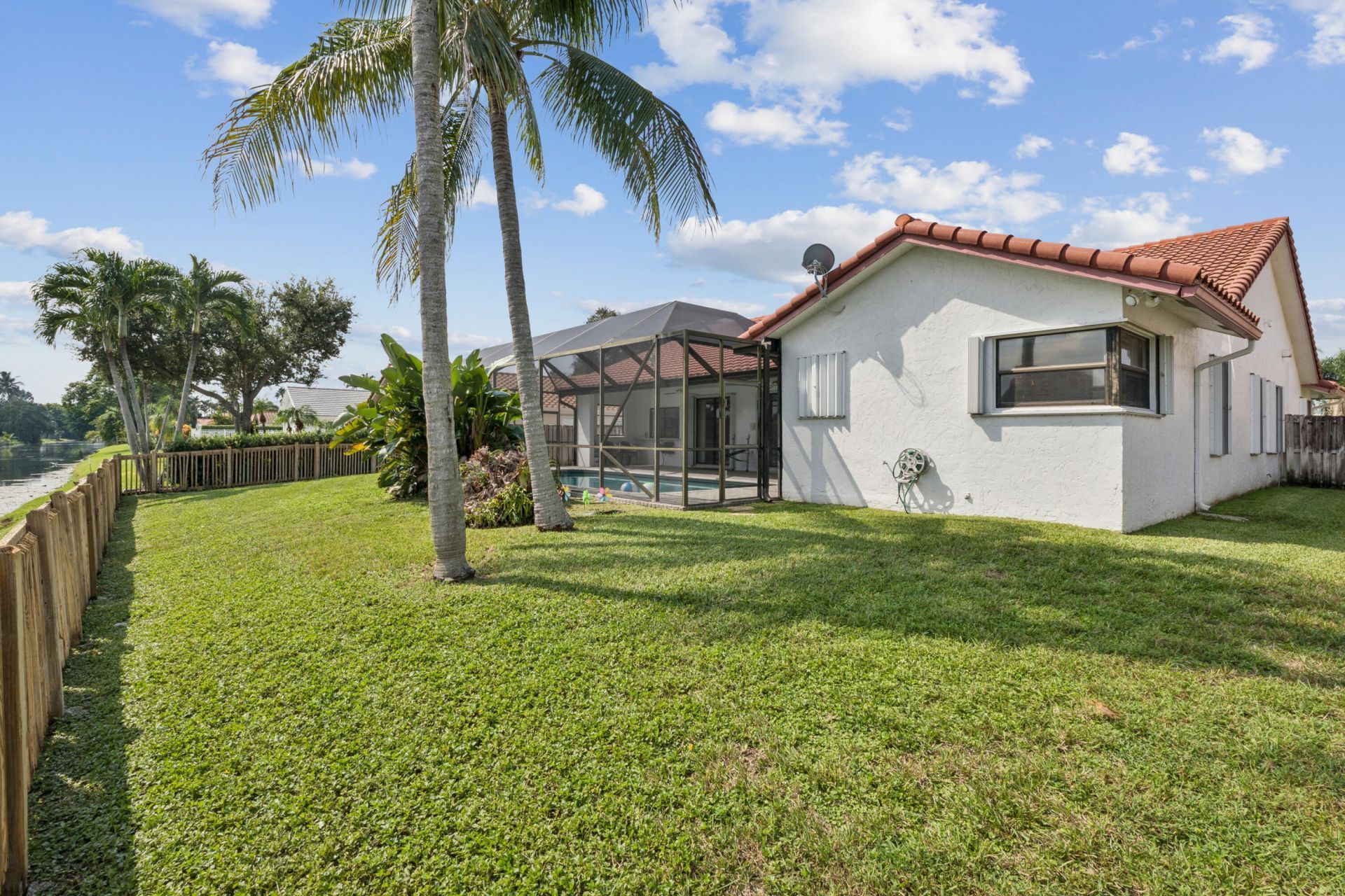 1240 NW 100th Way Nw, Plantation, FL 33322 Photo