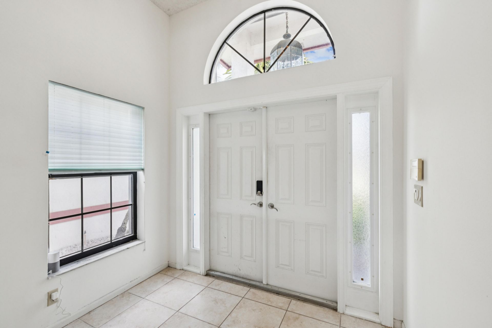 1240 NW 100th Way Nw, Plantation, FL 33322 Photo