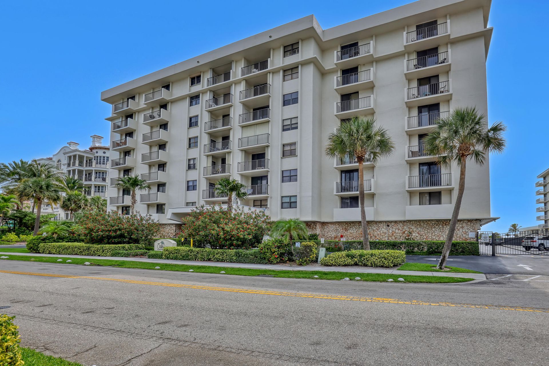 145 S Ocean Avenue, Unit 601, Palm Beach Shores, FL 33404 Photo