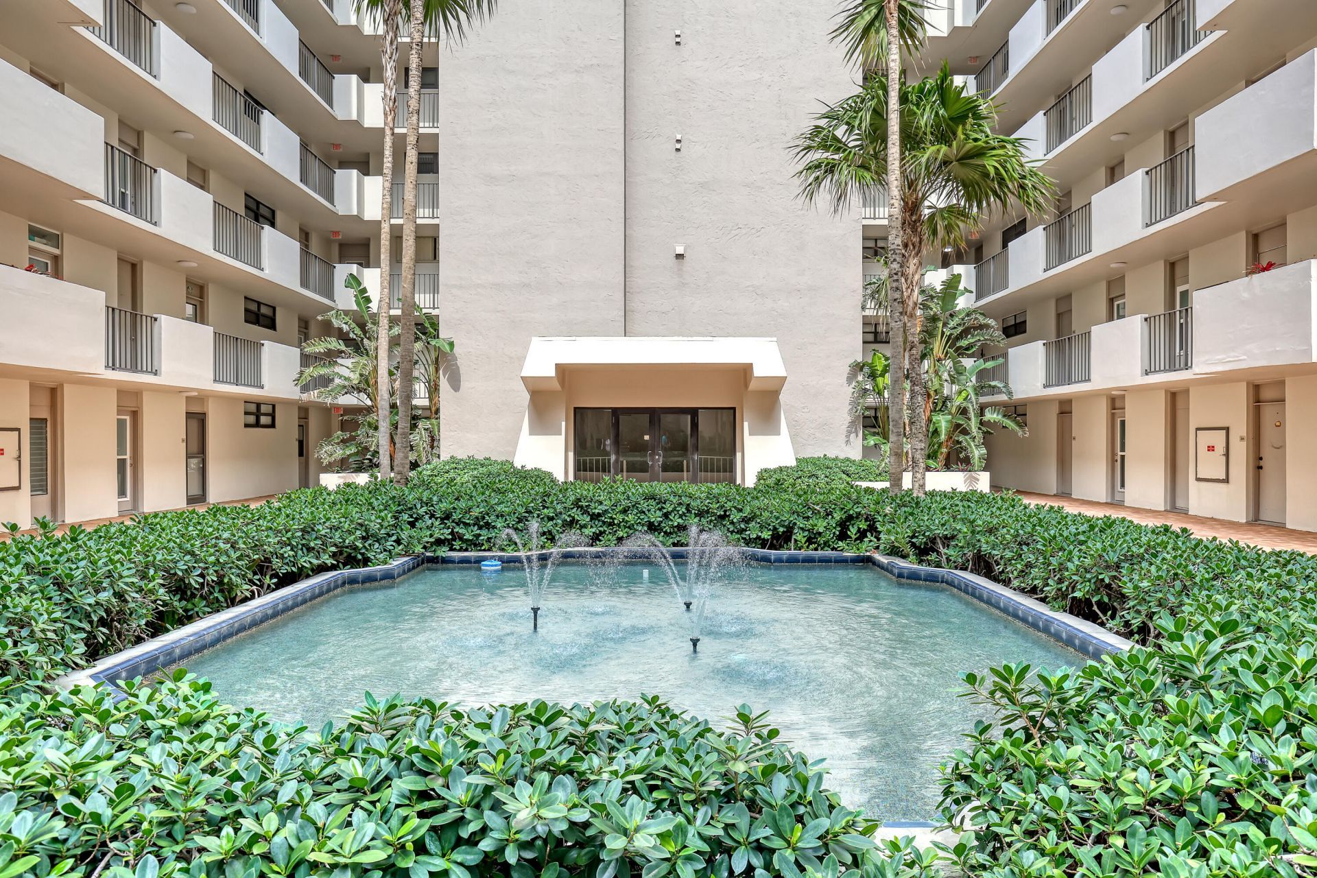145 S Ocean Avenue, Unit 601, Palm Beach Shores, FL 33404 Photo