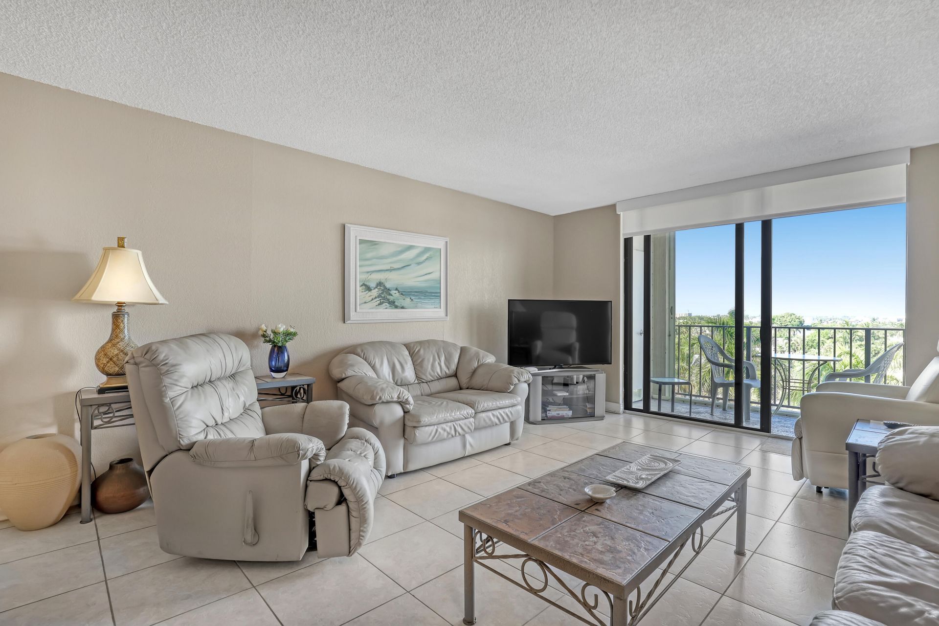 145 S Ocean Avenue, Unit 601, Palm Beach Shores, FL 33404 Photo