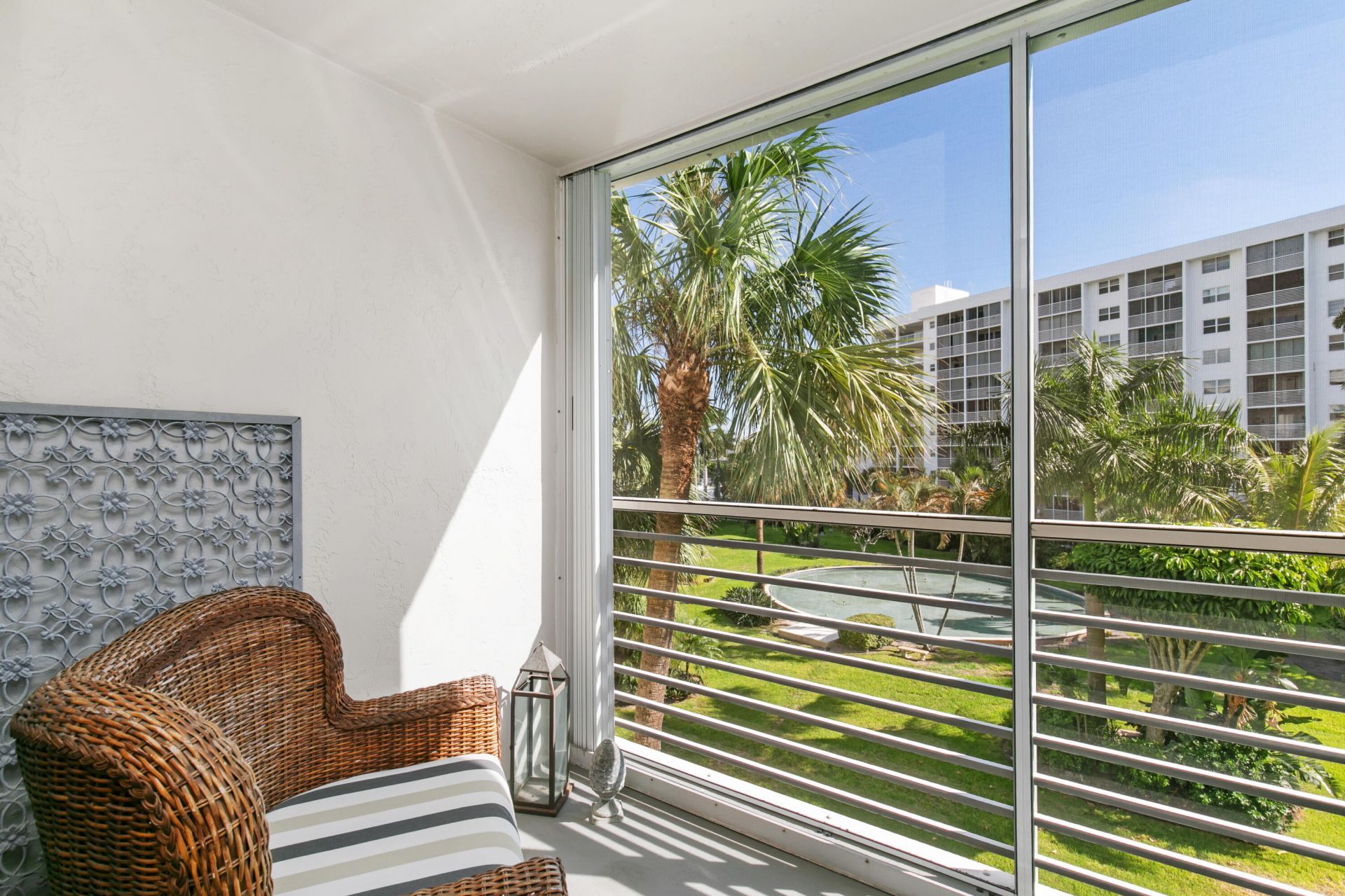 2731 NE 14th Street Causeway, Unit 407, Pompano Beach, FL 33062 Photo