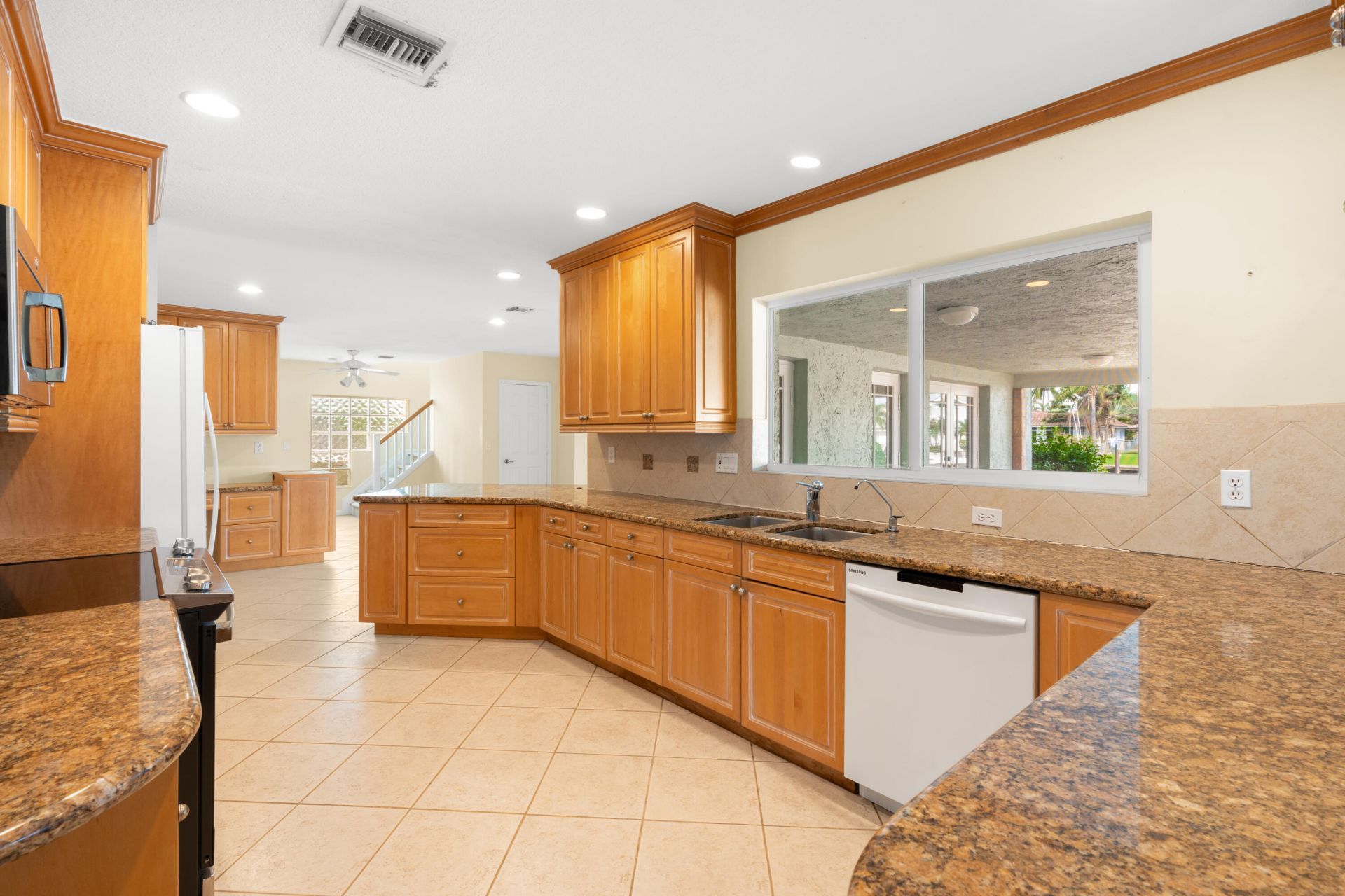2651 NE 43rd Street, Lighthouse Point, FL 33064 Photo