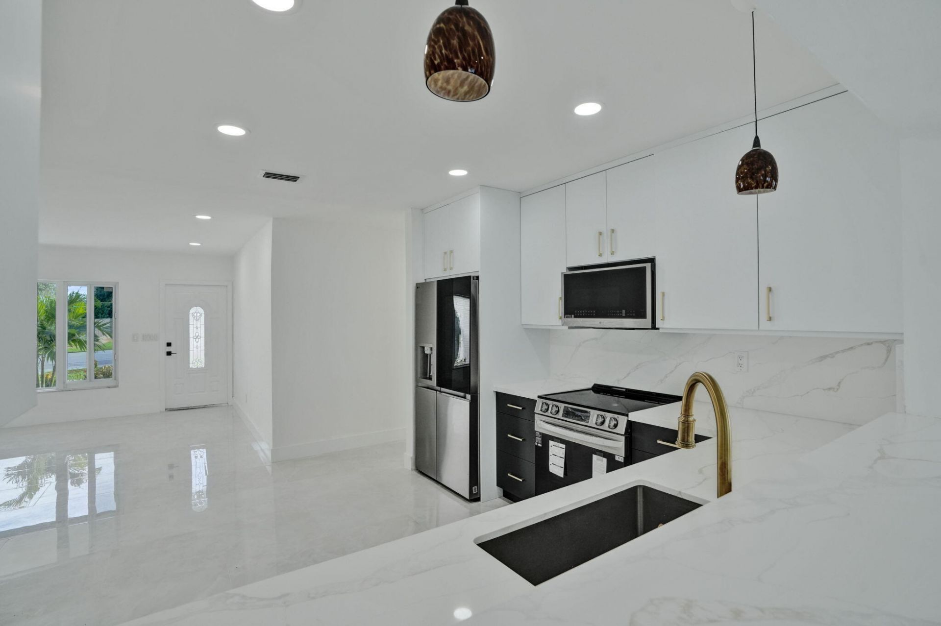 8351 NW 19th Street, Pembroke Pines, FL 33024 Photo
