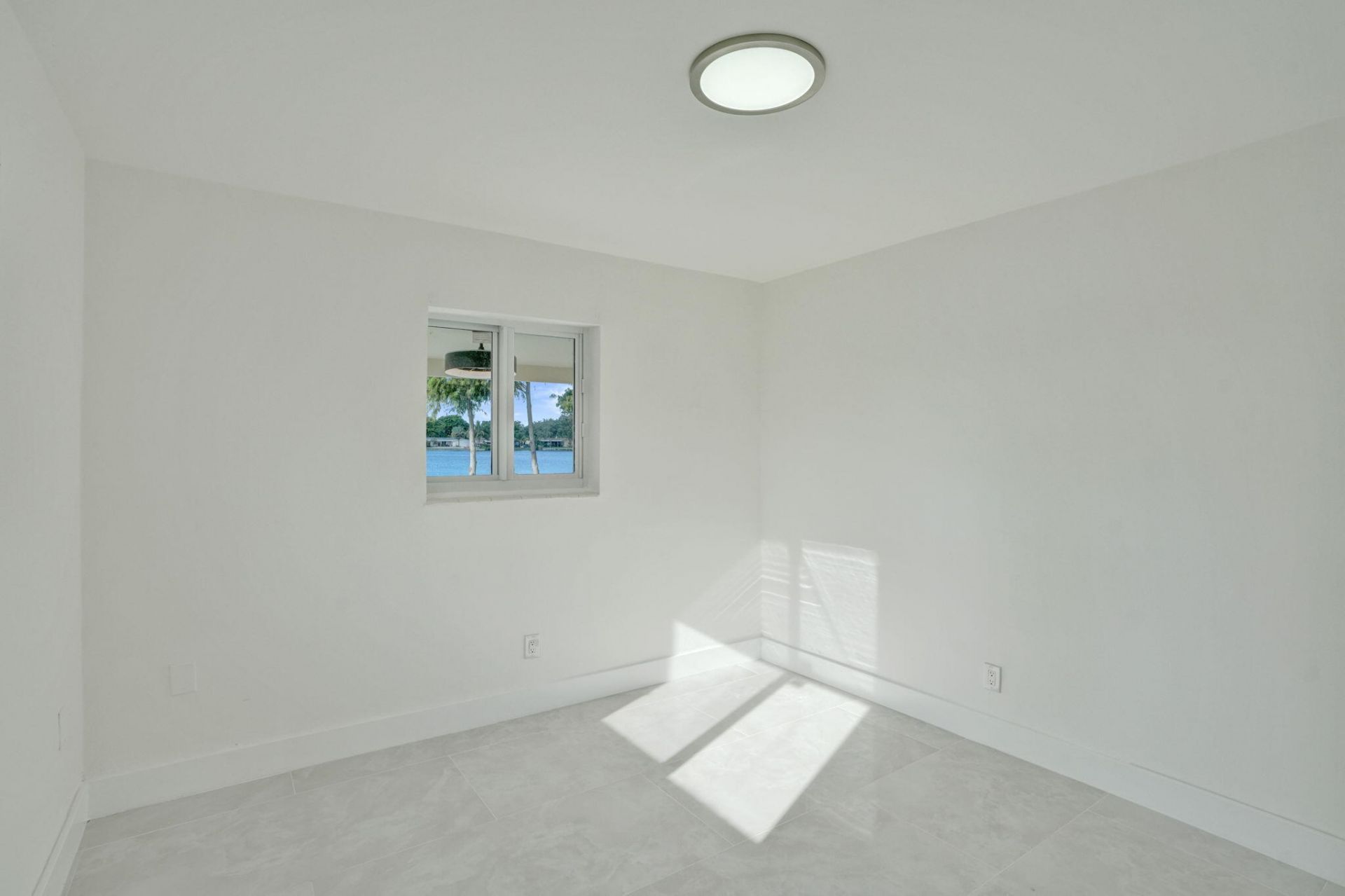 8351 NW 19th Street, Pembroke Pines, FL 33024 Photo