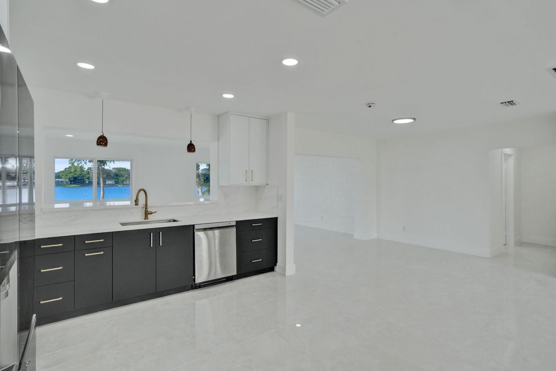 8351 NW 19th Street, Pembroke Pines, FL 33024 Photo