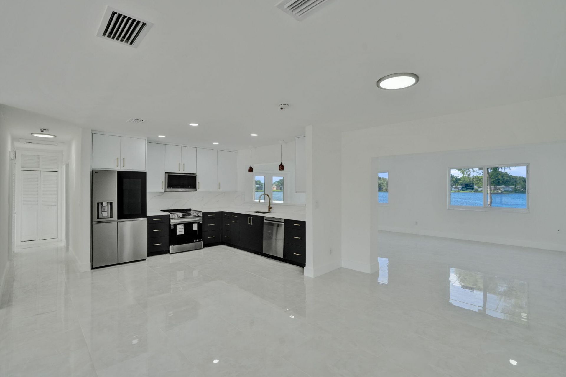 8351 NW 19th Street, Pembroke Pines, FL 33024 Photo
