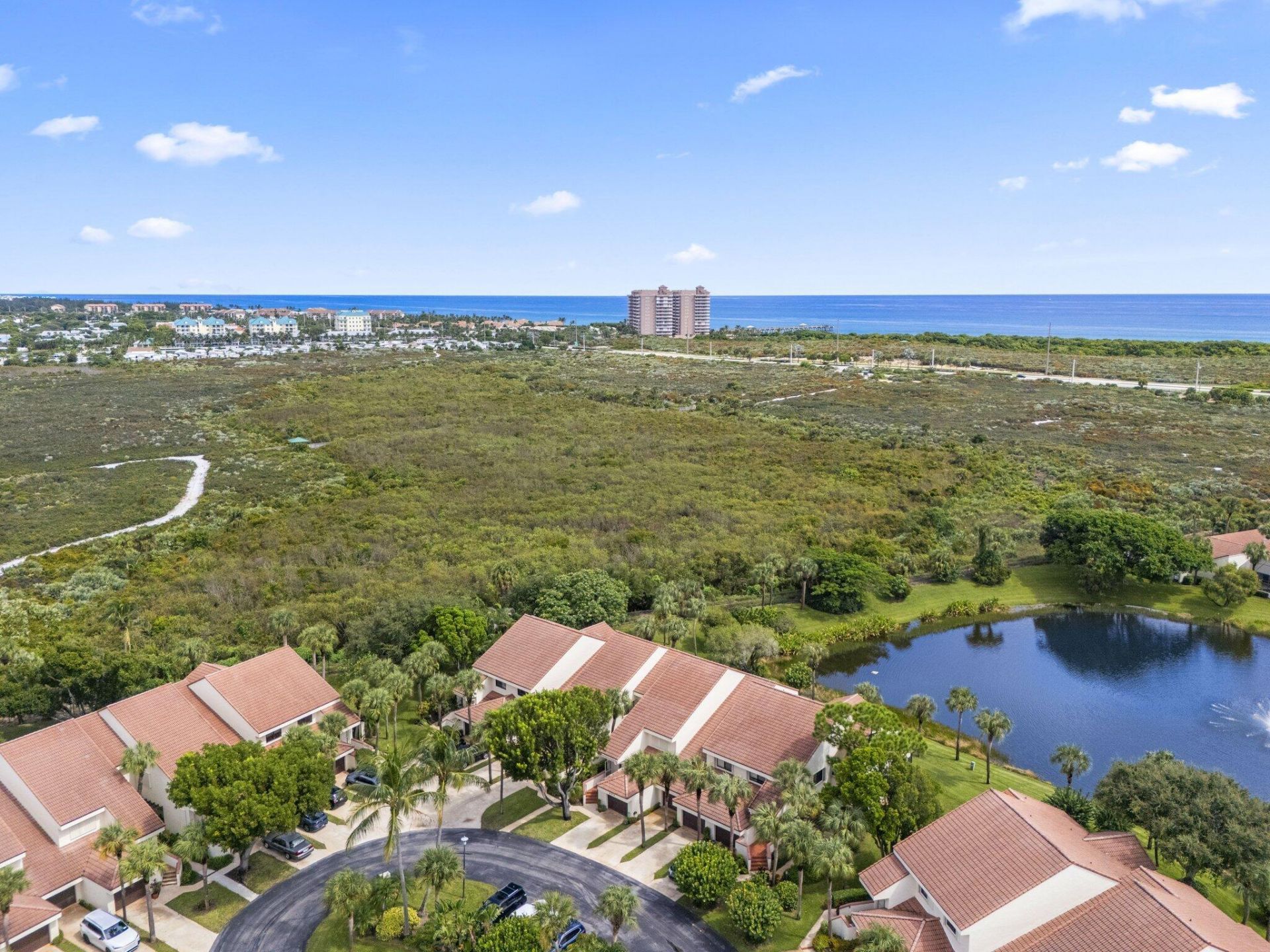 403 Sea Oats Drive, Unit B, Juno Beach, FL 33408 Photo