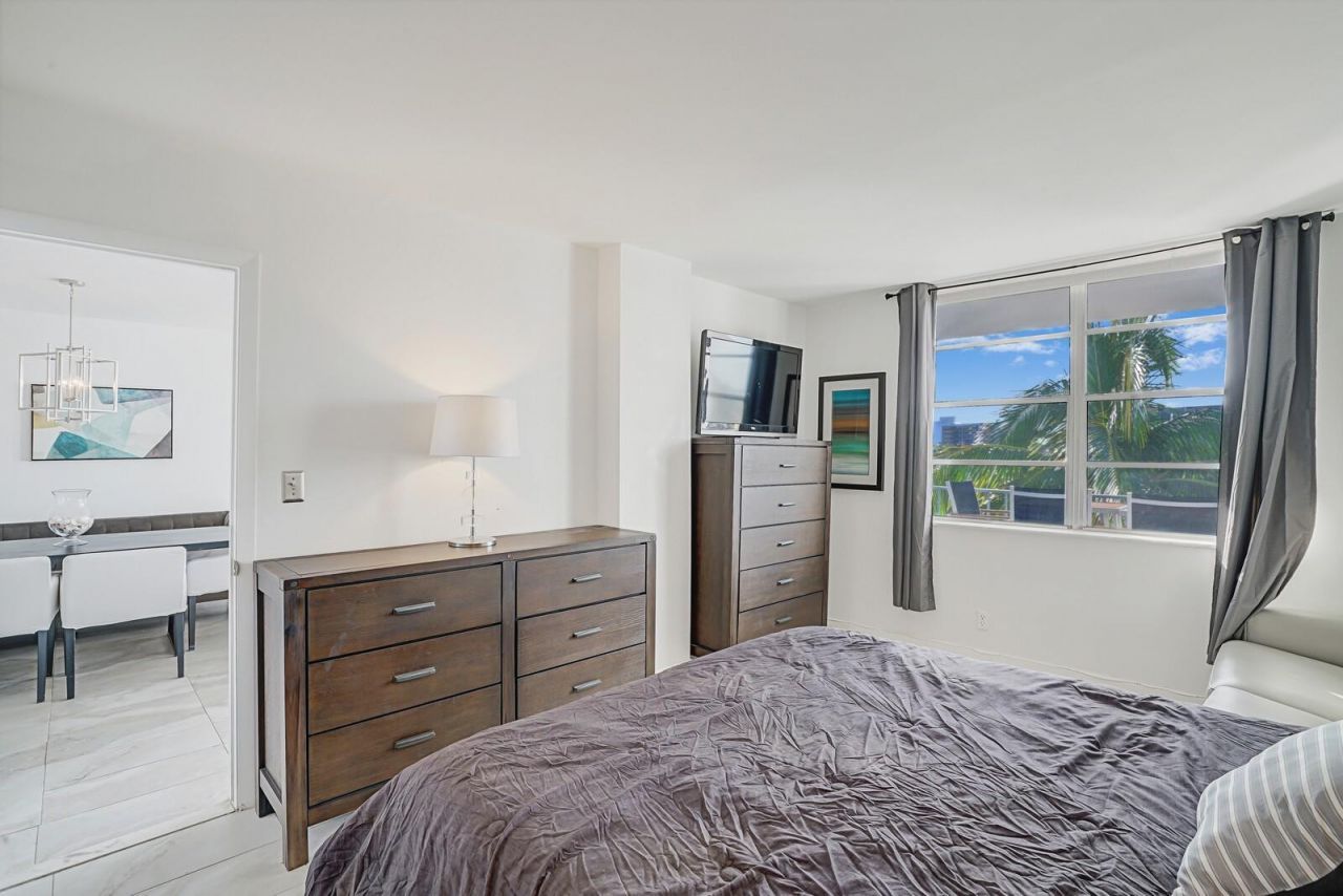 1609 N Riverside Drive, Unit 304, Pompano Beach, FL 33062 Photo
