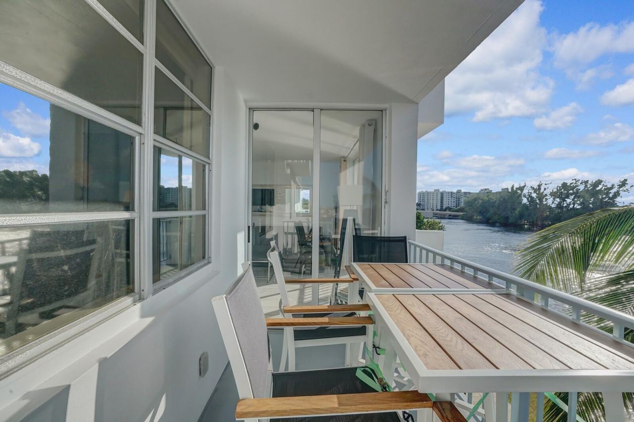 1609 N Riverside Drive, Unit 304, Pompano Beach, FL 33062 Photo