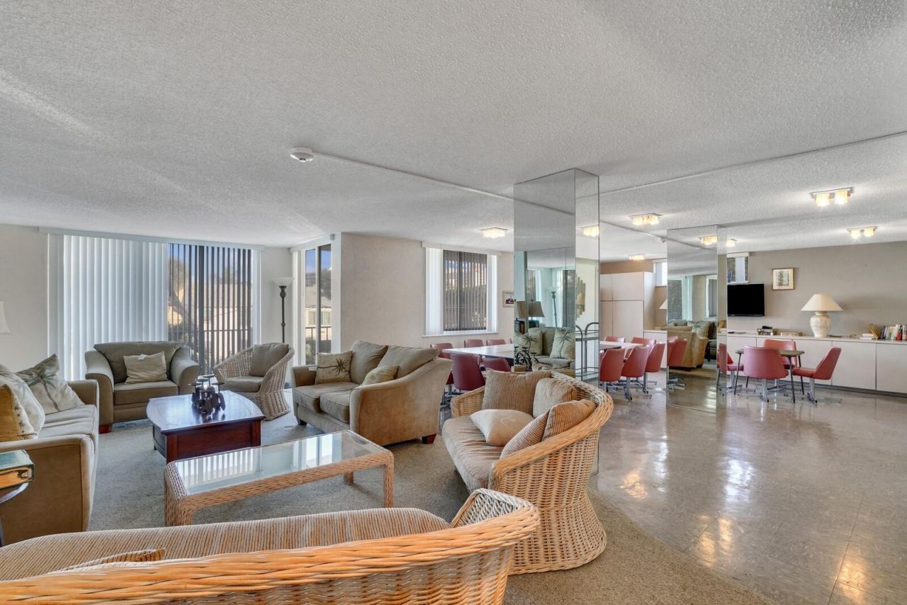 1609 N Riverside Drive, Unit 304, Pompano Beach, FL 33062 Photo
