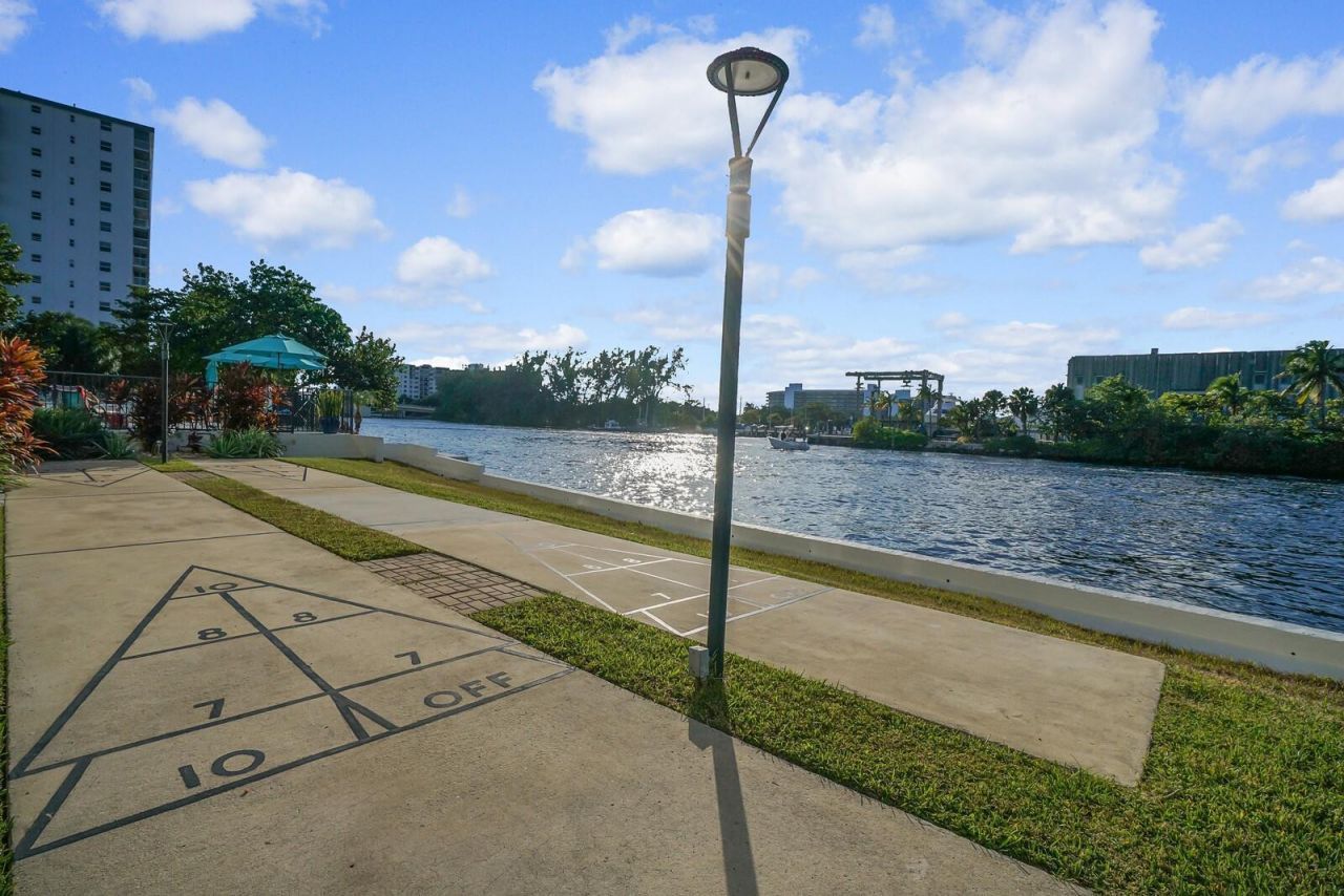 1609 N Riverside Drive, Unit 304, Pompano Beach, FL 33062 Photo