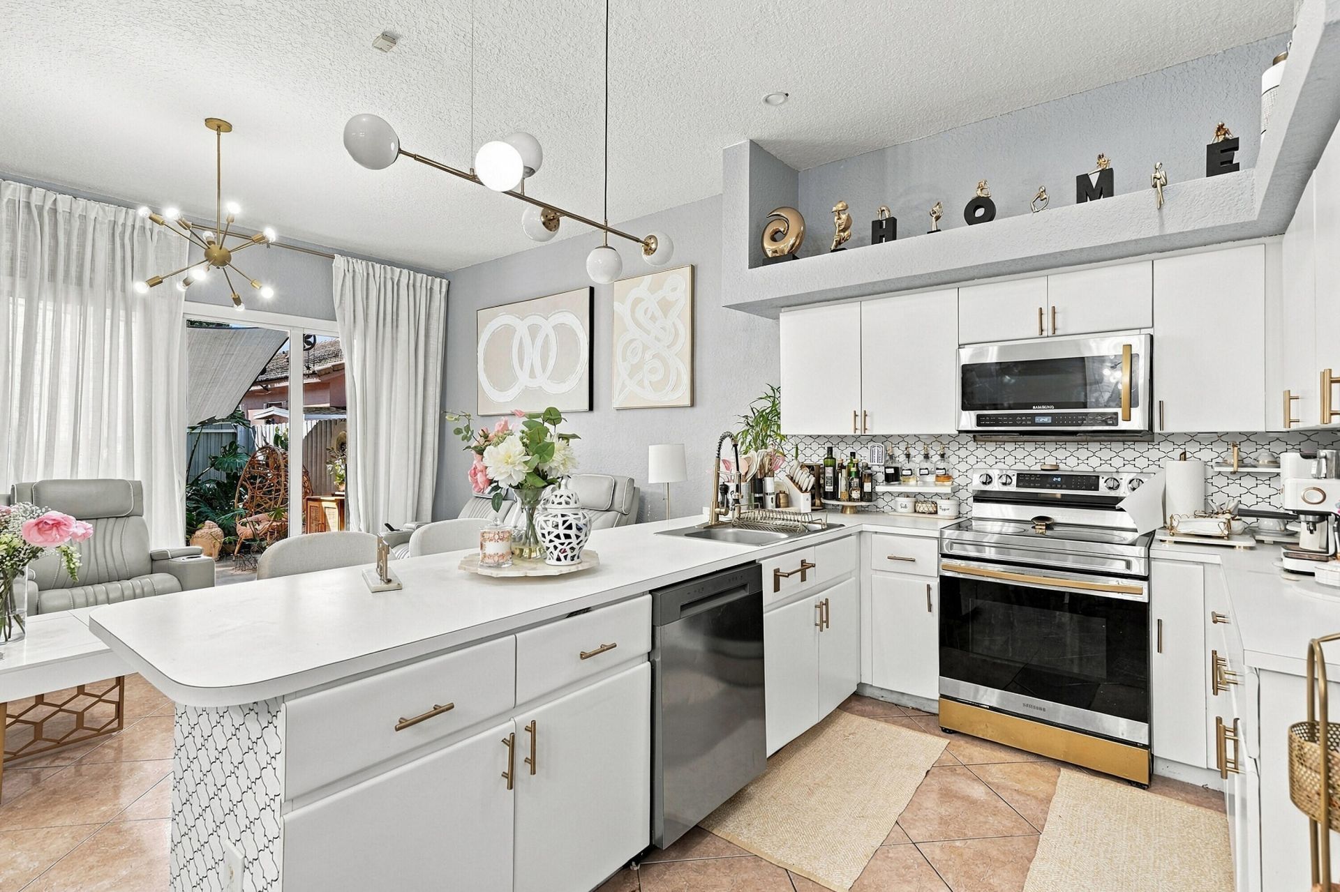 9062 NW 148th Terrace, Miami Lakes, FL 33018 Photo