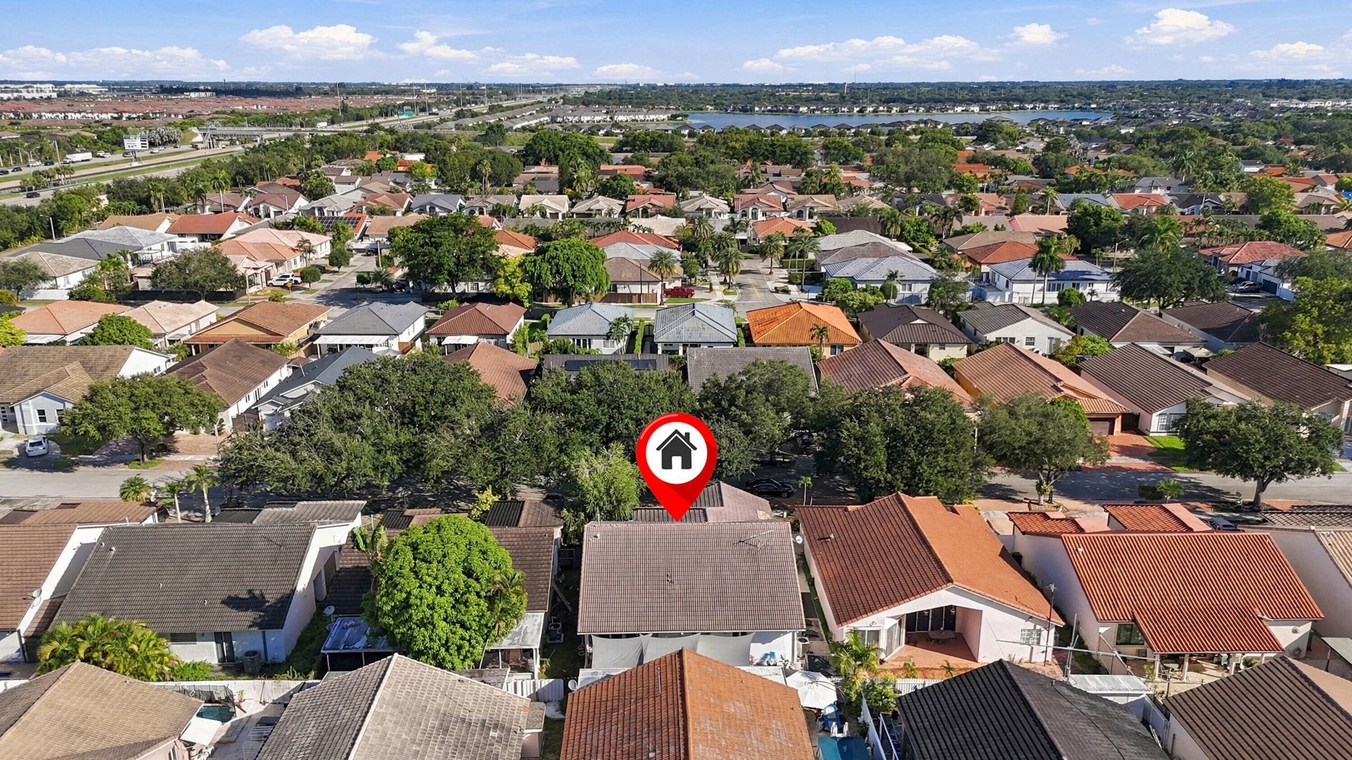 9062 NW 148th Terrace, Miami Lakes, FL 33018 Photo