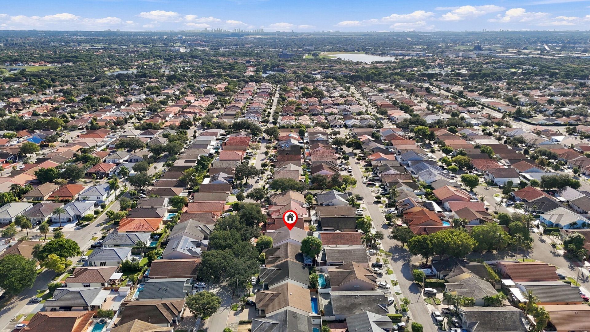 9062 NW 148th Terrace, Miami Lakes, FL 33018 Photo