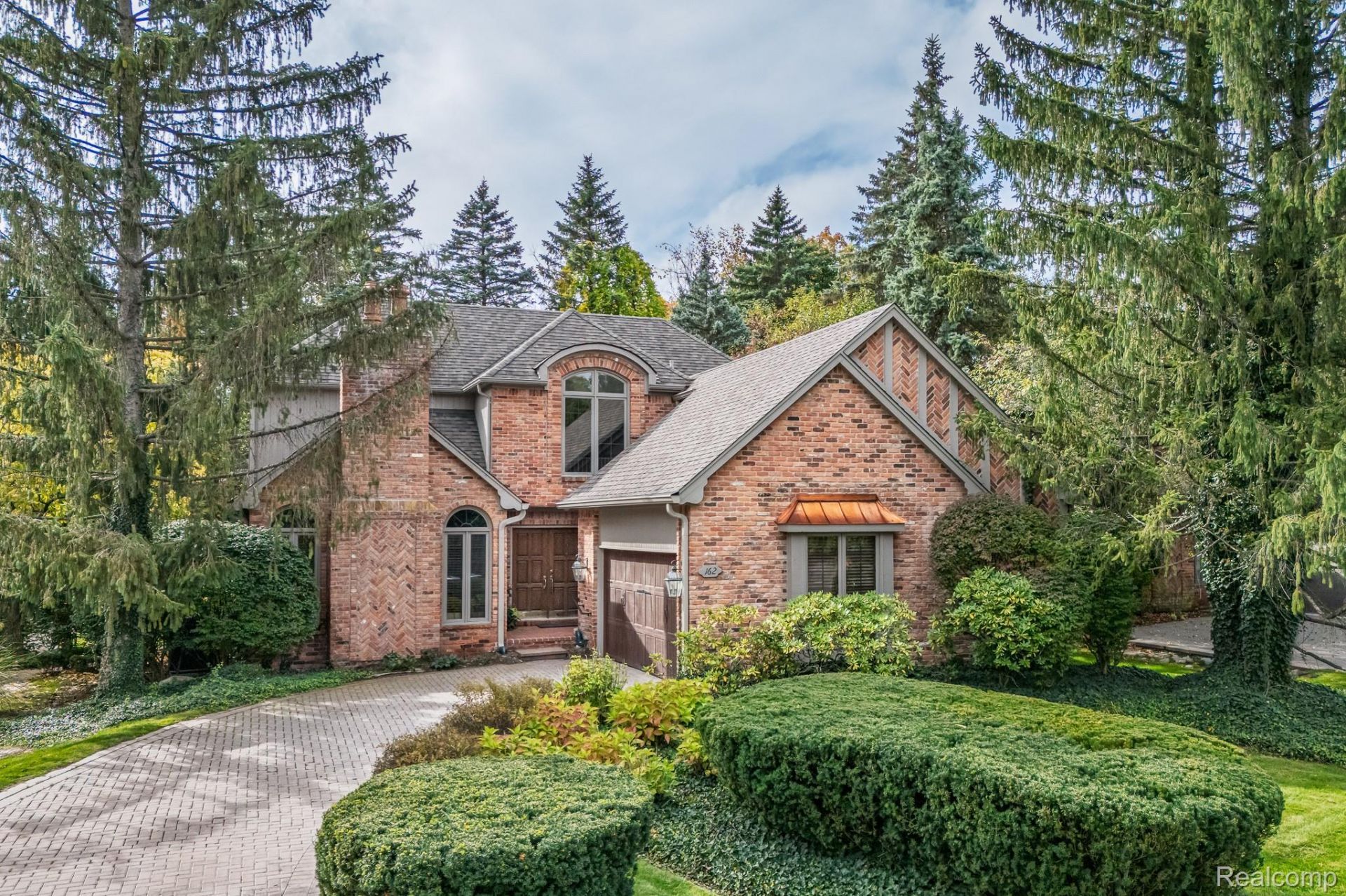 162 Kirkwood Court, Bloomfield Hills, Mi 48304 Main Photo