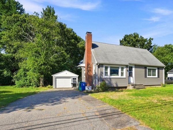 42 7 Mile River Dr, Attleboro, MA 02703