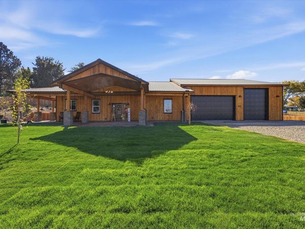 2613 7th Ave N, Payette, ID 83661