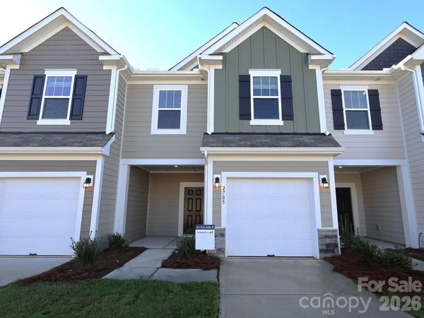 2705 Yeager Drive NW, Concord, NC 28027