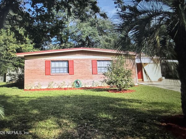 11477 VERA Drive, Jacksonville, FL 32218