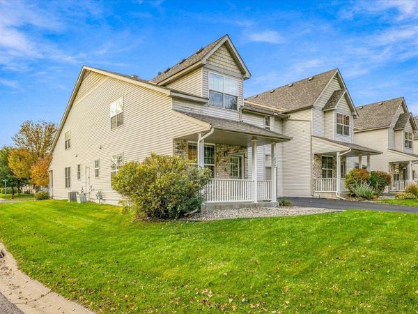 1032 Kaylee Street , Chaska, MN 55318