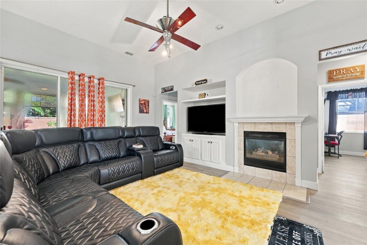 14531 Riviera Pointe Drive, Orlando, FL 32828 Photo