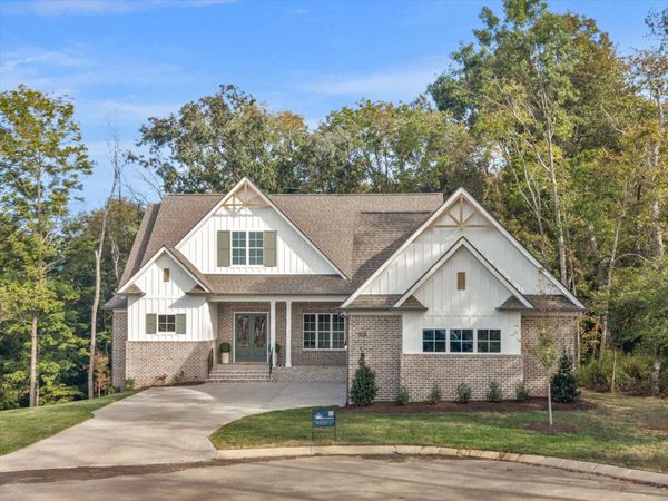 5000 Caleb Dr , Lebanon, TN 37087