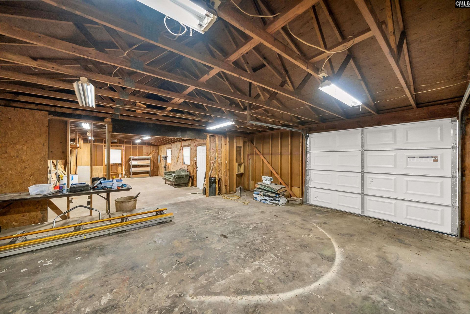 1256 Newnham Drive  Photo 28