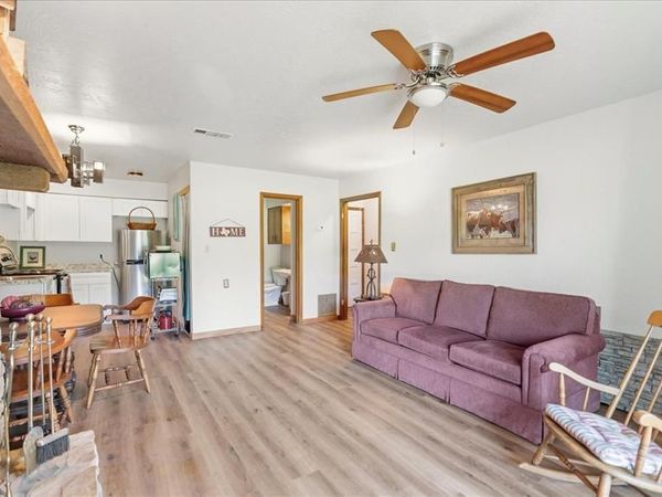 45 Cypress Fairway VLG, Wimberley, TX 78676