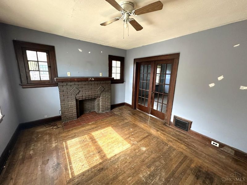 4132 W Eighth Street, Cincinnati, OH 45205 Photo 8