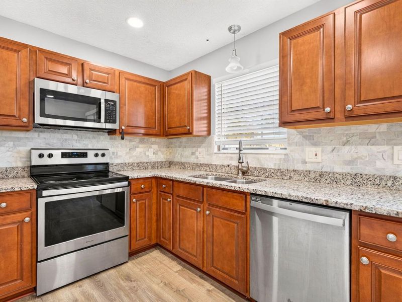7867 Meadowhaven Boulevard, Columbus, OH 43235 Photo 18