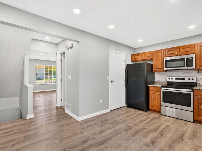 7867 Meadowhaven Boulevard, Columbus, OH 43235 Photo 23