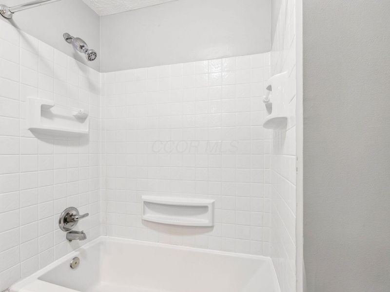 7867 Meadowhaven Boulevard, Columbus, OH 43235 Photo 35