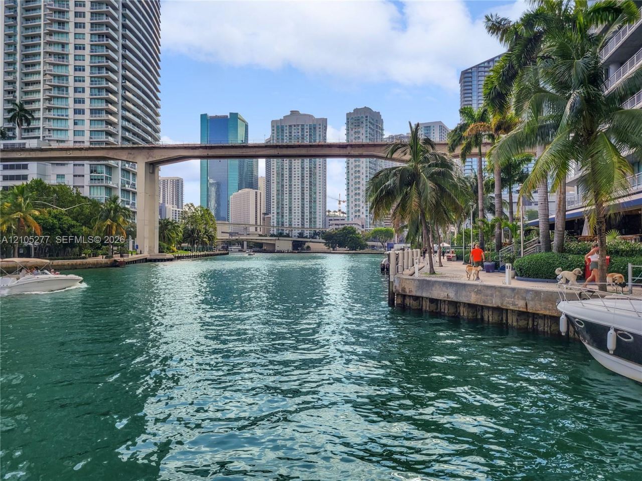 690 SW 1st Ct, Unit 2323, Miami, FL 33130 Photo