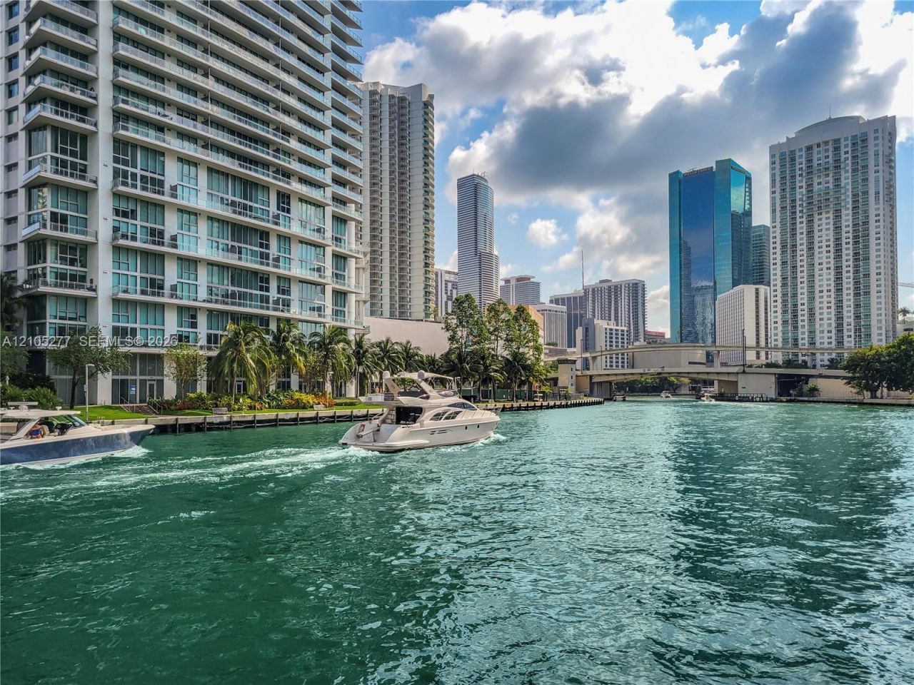 690 SW 1st Ct, Unit 2323, Miami, FL 33130 Photo