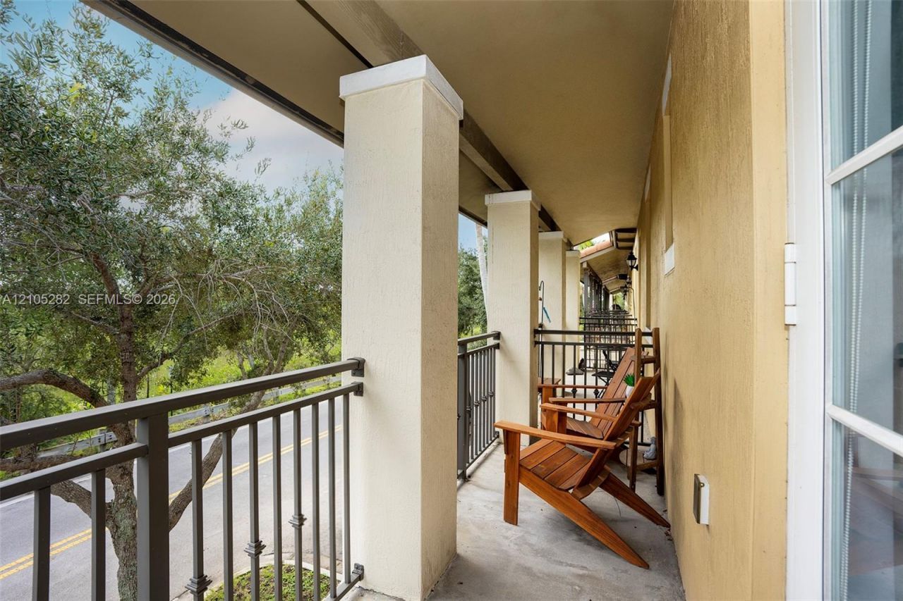 1104 SW 146th Ter , Pembroke Pines, FL 33027 Photo