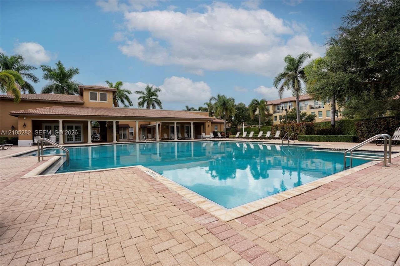 1104 SW 146th Ter , Pembroke Pines, FL 33027 Photo