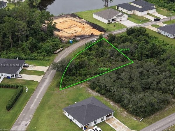 7055 San Benito Drive, Sebring, FL 33872