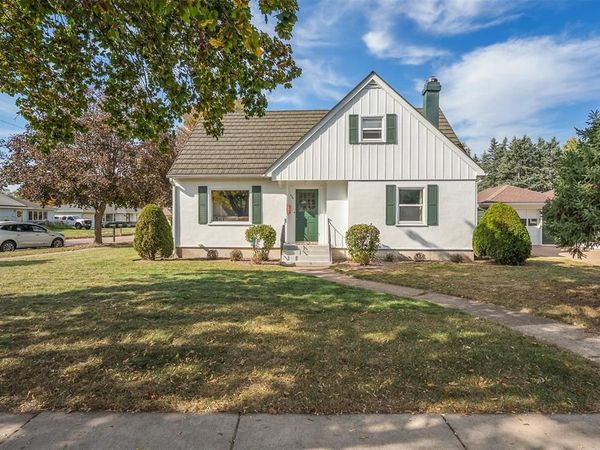 234 W Lexington Boulevard, Eau Claire, WI 54701