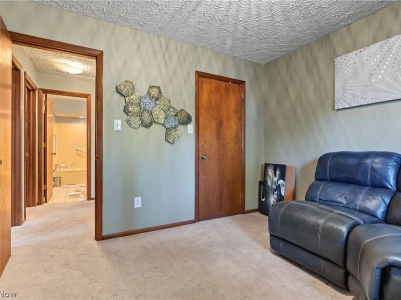 4710 Young Road, Stow, OH 44224 Photo 45