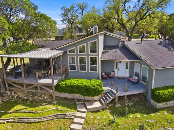 1468 MOUNTAIN TOP LOOP, Canyon Lake, TX 78133
