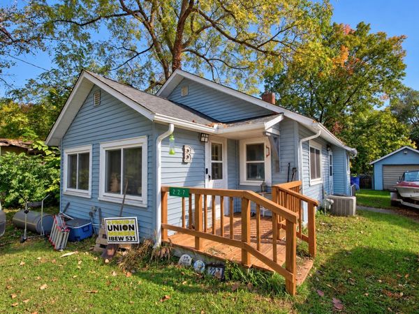 227 Lilac Lane , Walkerton, IN 46574