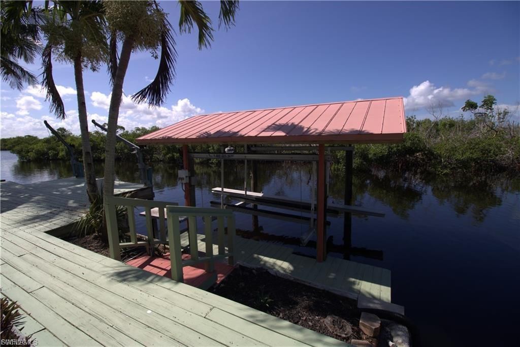 5043 Genesee Pkwy , Bokeelia, FL 33922 Photo