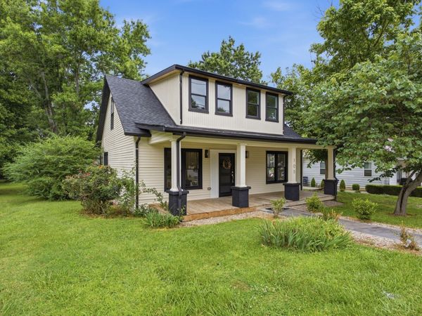 105 Warren St , McMinnville, TN 37110
