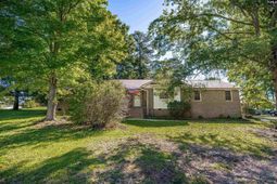 119 Bosworth Field Court  photo 4