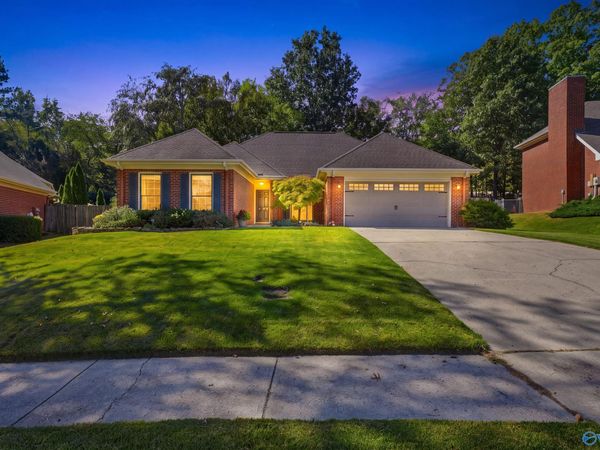 2406 Johnstone Circle SE, Huntsville, AL 35803