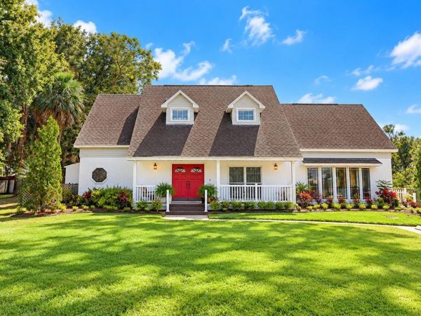 407 E ORLANDO AVENUE , OCOEE, FL 34761