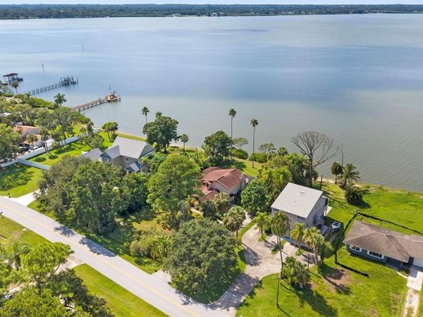 600 SHORE DRIVE E, OLDSMAR, FL 34677