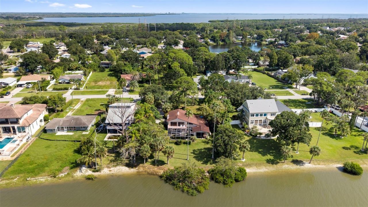 600 Shore Drive E, Oldsmar, FL 34677 Photo